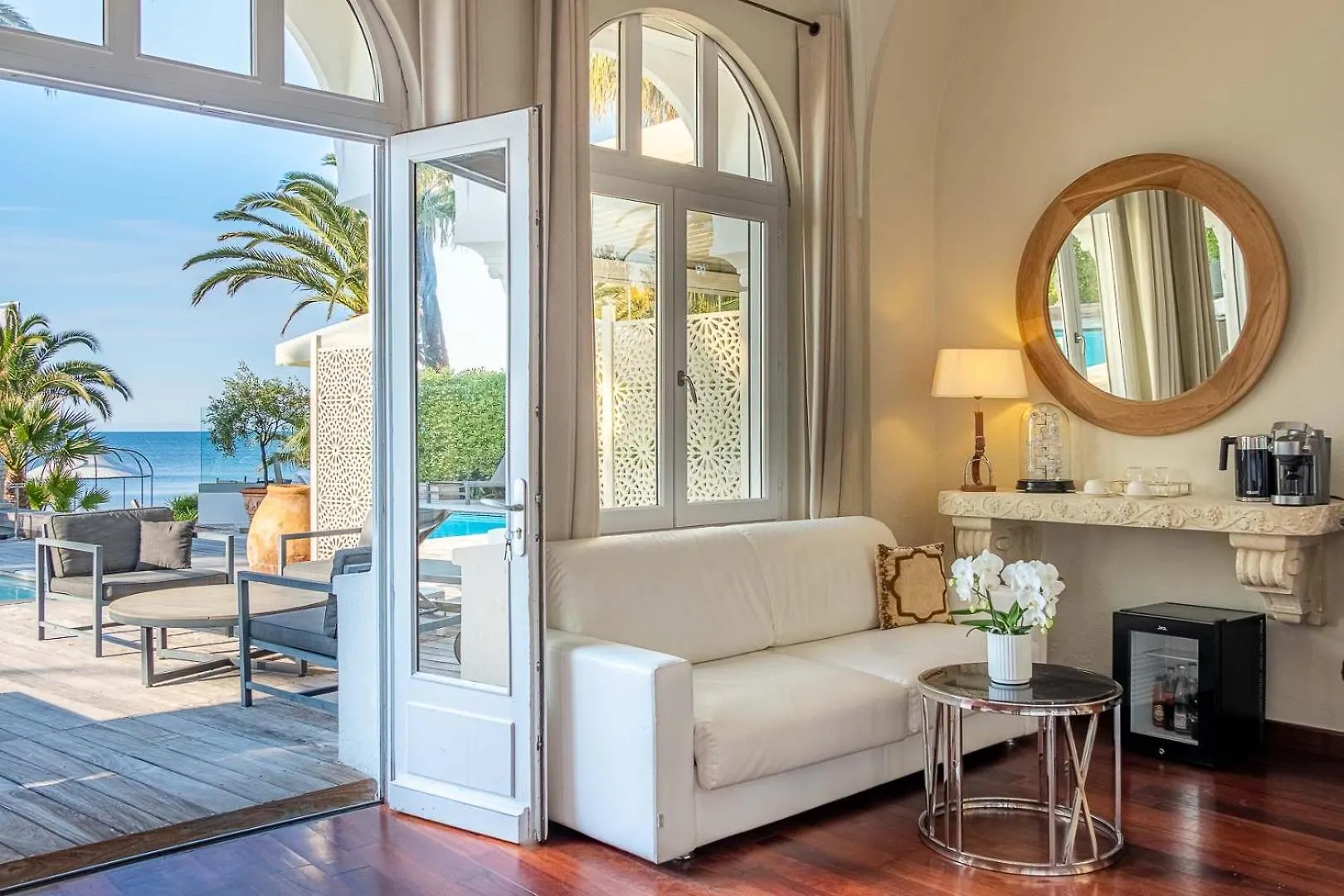 La Villa Mauresque Saint-Raphael  Hotel