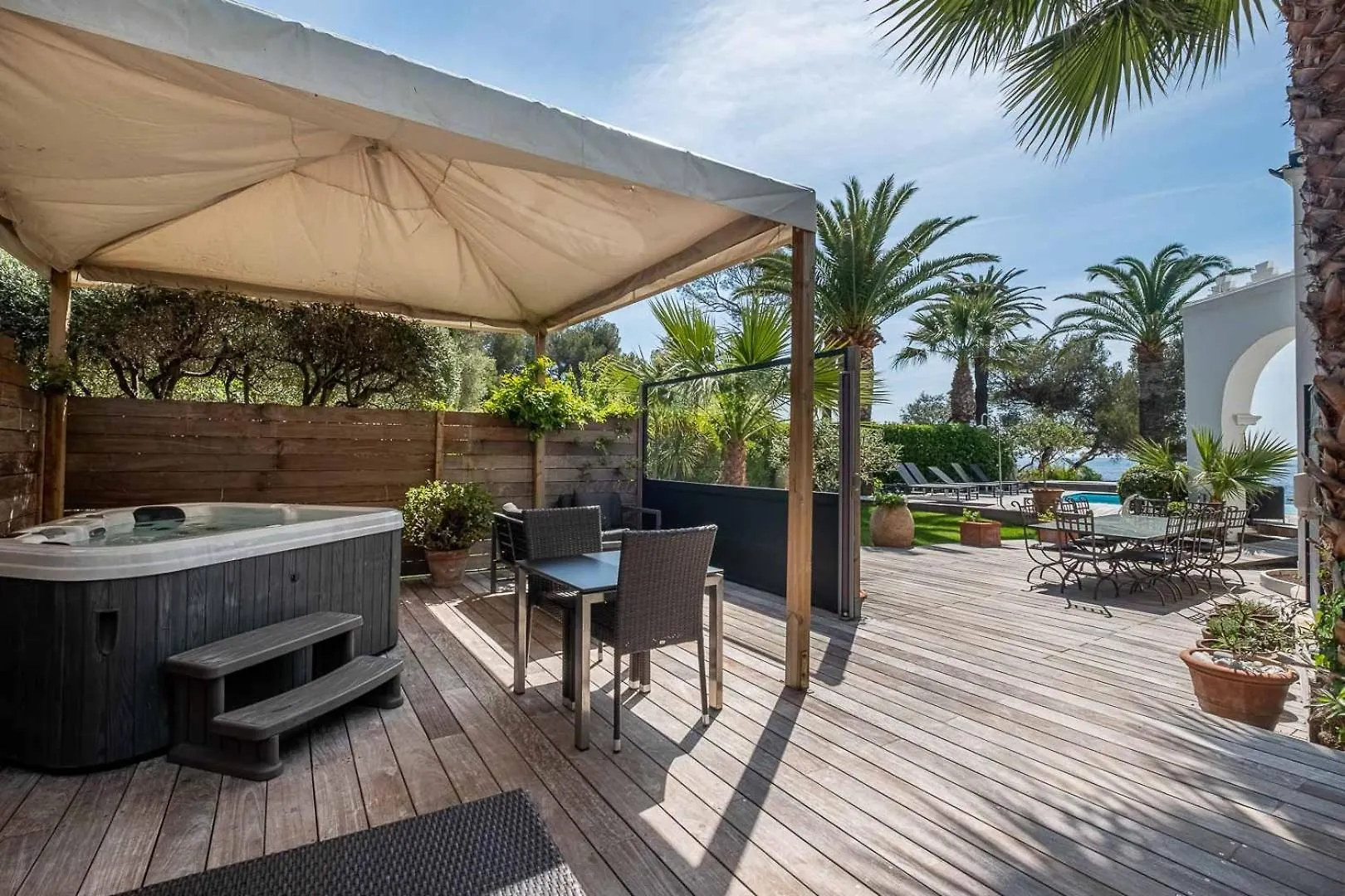 La Villa Mauresque Saint-Raphael  5*, Saint-Raphael (Var) France